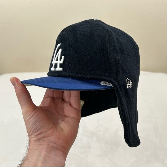 Los Angeles LA Dodgers MLB Baseball New Era Fnitted Dog Ear Hat Beanie Cap Cover - Picture 10 of 11